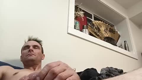 Snapshot of keithross1205 chatting on 11.25.25 clyde online show from 11.25.25