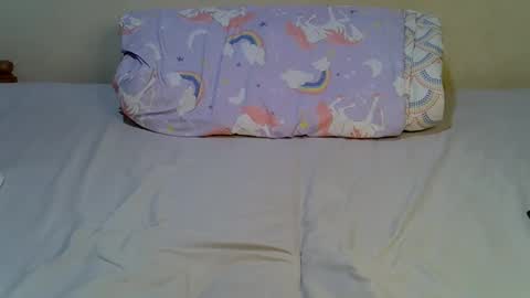 keleni1 online show from 12.13.25