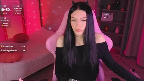 Kelly online show from 04.25.26