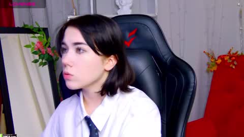 Snapshot of kelly_fooxx chatting on 12.01.25 Kelly online show from 12.01.25