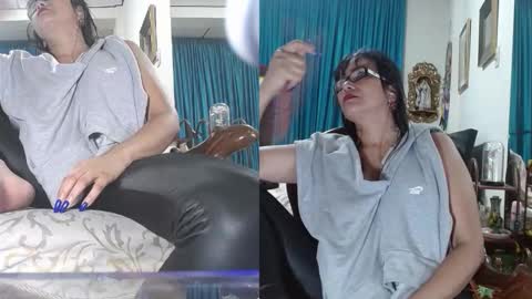 Snapshot of kelly_squirting chatting on 10.30.25 KELLY online show from 10.30.25