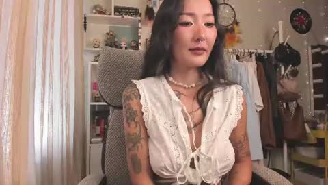 Snapshot of kellyasian chatting on 07.31.26 Leia online show from 07.31.26