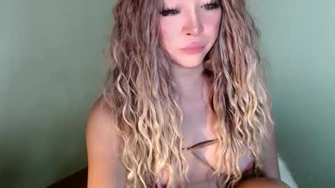 its me KELLY online show from 02.21.26