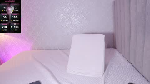 Snapshot of kellyfernandes chatting on 11.27.25 vanessa online show from 11.27.25