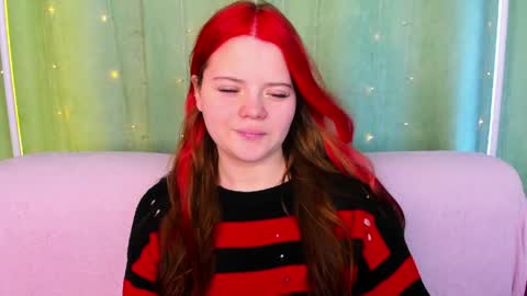 Kellyfiery online show from 04.12.26