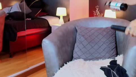 Kelly  online show from 01.03.25