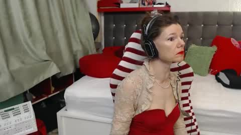 kelly online show from 04.15.26