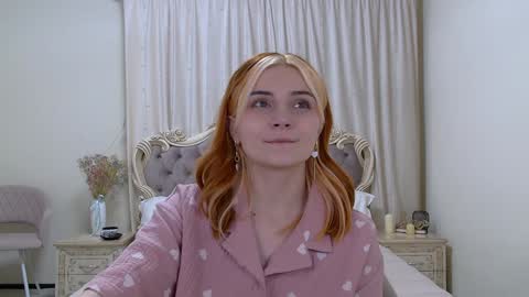 Kelly Stoneys online show from 02.05.25