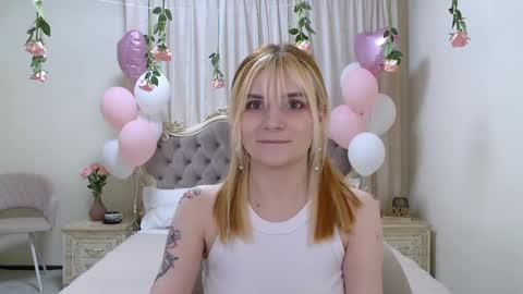 Kelly Stoneys online show from 02.25.25