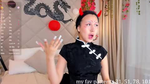 Snapshot of kellyy_bern chatting on 11.20.25 kellyy_bern online show from 11.20.25