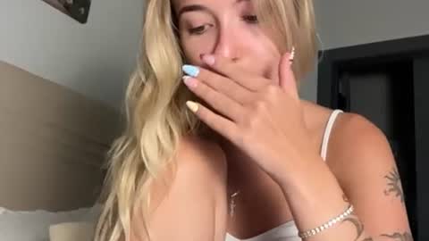 Snapshot of kelseyblu chatting on 07.18.26 Kelsey Blu online show from 07.18.26