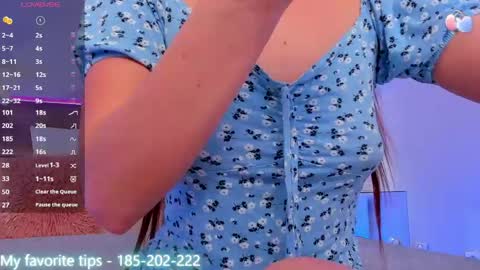 Snapshot of kelsi_di chatting on 03.24.26 kelsi_di online show from 03.24.26