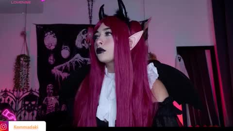 Snapshot of kemmadakii chatting on 10.31.25 Kemma online show from 10.31.25