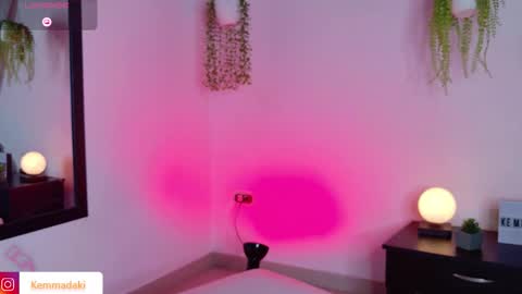 Snapshot of kemmadakii chatting on 11.12.25 Kemma online show from 11.12.25