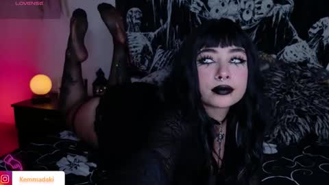 Snapshot of kemmadakii chatting on 12.15.25 Kemma online show from 12.15.25