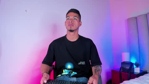   online show from 02.01.25