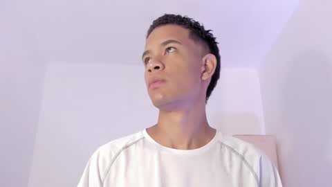 Snapshot of ken_rivera chatting on 11.02.25 Julian Rivera online show from 11.02.25