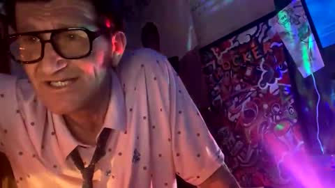 kencam70 online show from 04.20.26