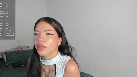 Snapshot of kendalgrey01 chatting on 01.09.25 Kendal online show from 01.09.25