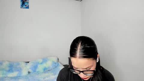 Snapshot of kendalgrey01 chatting on 10.27.25 Kendal online show from 10.27.25