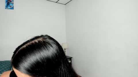 Snapshot of kendalgrey01 chatting on 12.04.25 Kendal online show from 12.04.25