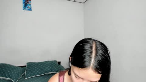 Snapshot of kendalgrey01 chatting on 12.16.25 Kendal online show from 12.16.25