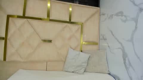 kendall69__ online show from 11.26.25