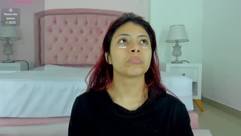 Kendall online show from 02.10.25