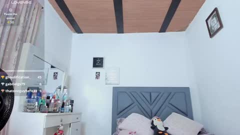 Kendall ewers online show from 01.05.25