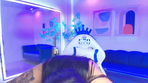 Kendall  online show from 01.15.26