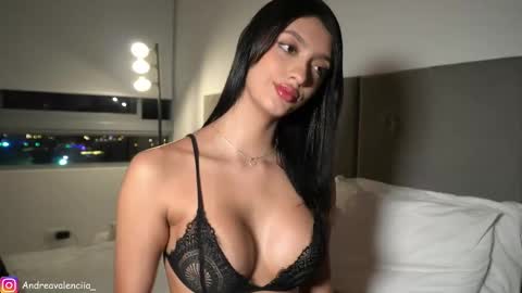 Snapshot of kendall_ruiiz chatting on 02.21.25 Andrea online show from 02.21.25