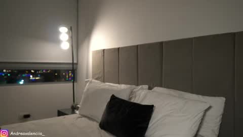 Snapshot of kendall_ruiiz chatting on 02.23.25 Andrea online show from 02.23.25