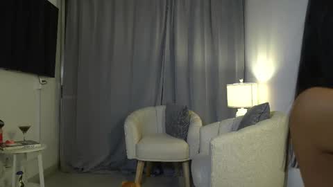 Snapshot of kendall_ruiiz chatting on 09.21.25 Andrea online show from 09.21.25