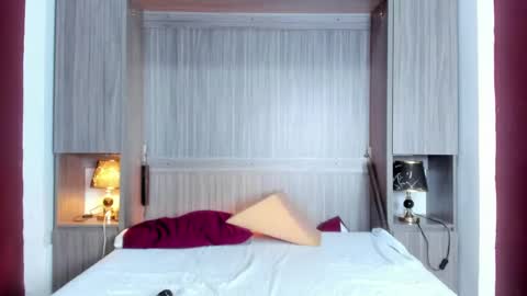 Snapshot of kendallrosse1 chatting on 12.17.24 Kendal online show from 12.17.24