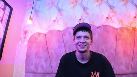 Kendall and Taylor online show from 10.15.25