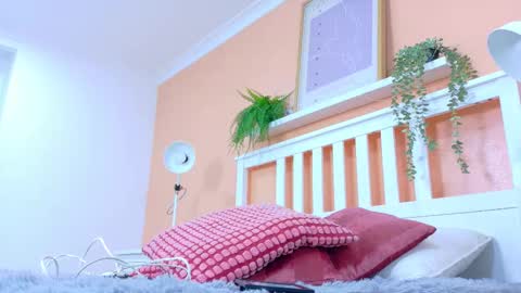   online show from 11.06.25