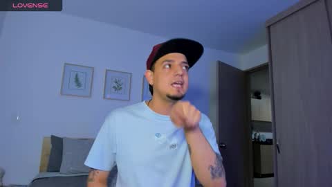 kendel_dimitri online show from 11.27.25