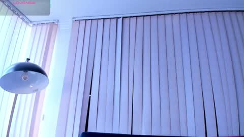 Kendra crow online show from 12.01.25