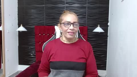 Snapshot of kendra_lust_69 chatting on 01.25.25 kendra_lust_69 online show from 01.25.25