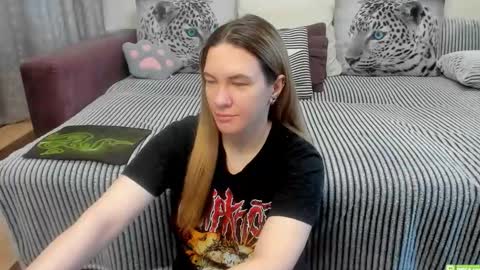 Snapshot of kendra_xx_ chatting on 05.03.26 Kendra online show from 05.03.26