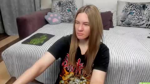 Snapshot of kendra_xx_ chatting on 05.05.26 Kendra online show from 05.05.26