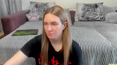 Snapshot of kendra_xx_ chatting on 05.16.26 Kendra online show from 05.16.26