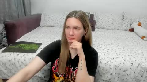 Snapshot of kendra_xx_ chatting on 05.29.26 Kendra online show from 05.29.26