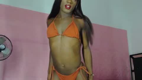 Snapshot of kenia_nihiara chatting on 06.24.26 kenia_nihiara online show from 06.24.26