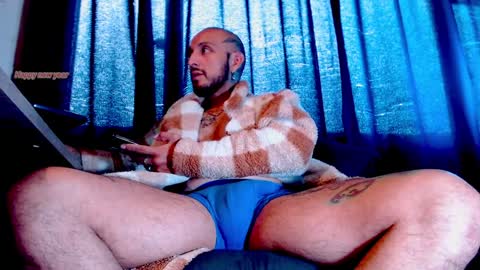 Snapshot of kenllyhot chatting on 12.31.24 Kenlly online show from 12.31.24