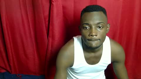 Snapshot of kenna_ass chatting on 10.24.25 Kenia online show from 10.24.25