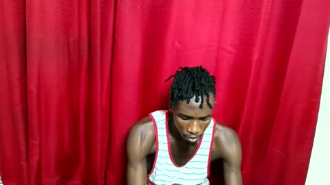 Snapshot of kenna_ass chatting on 12.03.25 Kenia online show from 12.03.25