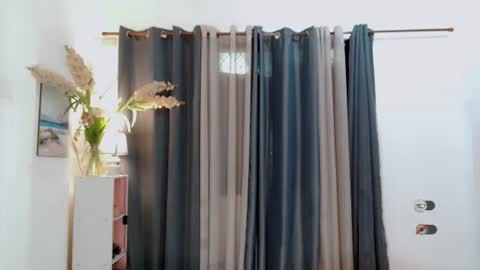 kennaxx69 online show from 11.17.25