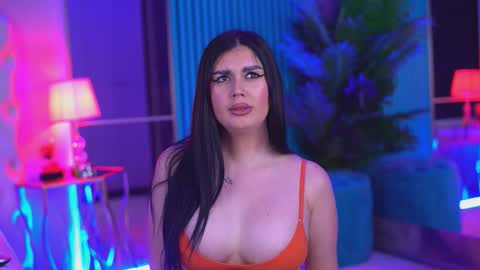 Snapshot of kenndramoon chatting on 01.06.26 Kendra online show from 01.06.26