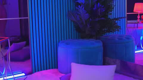 Snapshot of kenndramoon chatting on 01.14.26 Kendra online show from 01.14.26